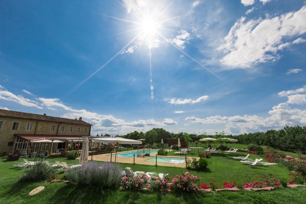 Favorita Food&Wine Resort Бастия-Умбра Экстерьер фото