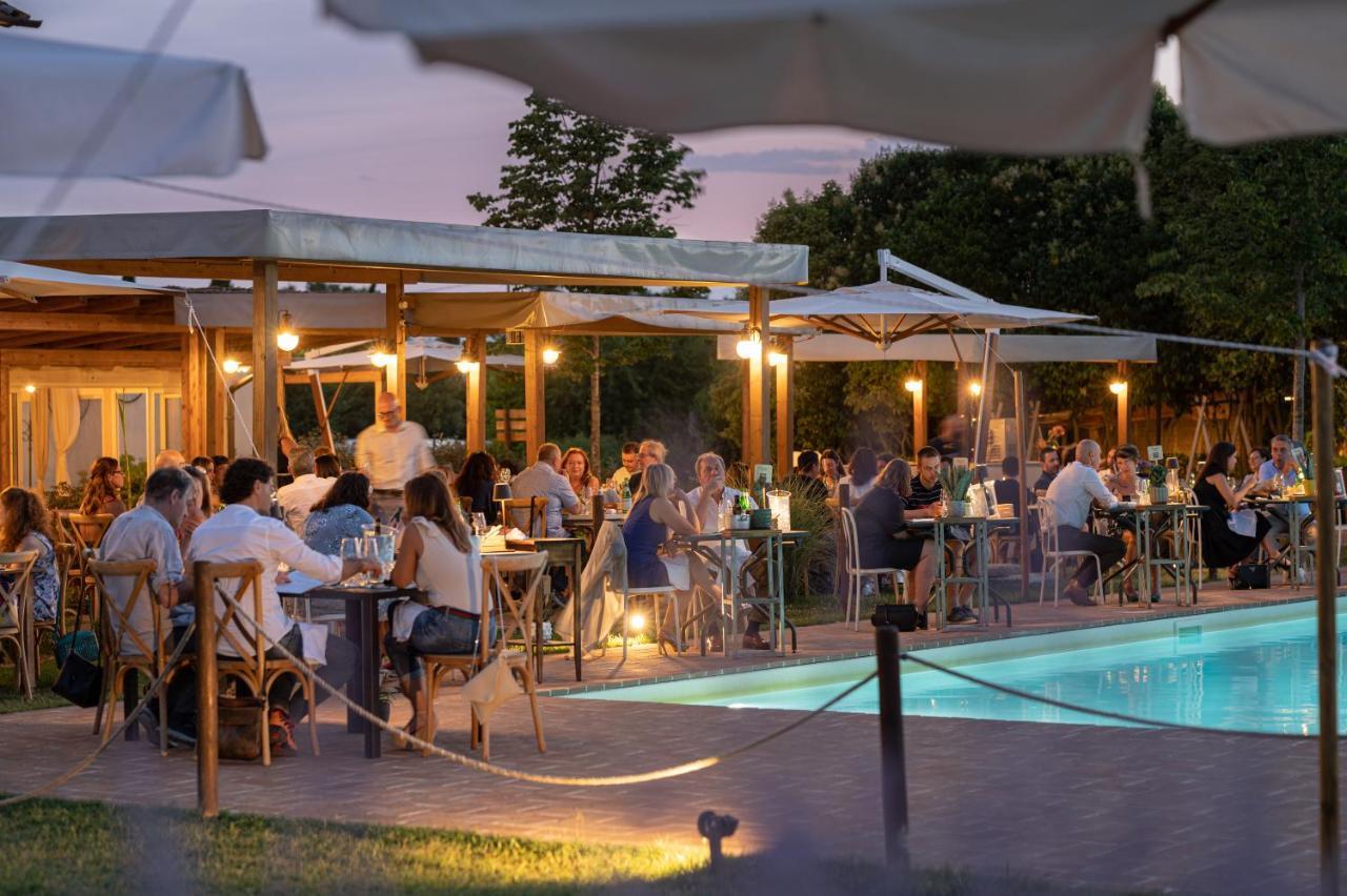 Favorita Food&Wine Resort Бастия-Умбра Экстерьер фото