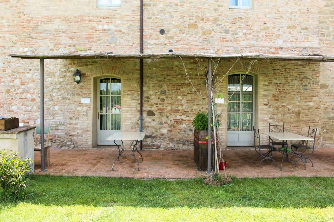 Favorita Food&Wine Resort Бастия-Умбра Экстерьер фото